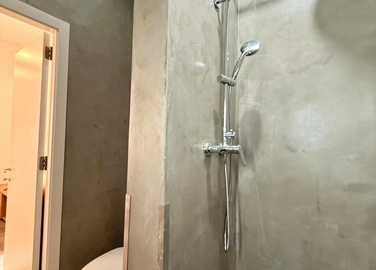 People & Places Sliema Hostal