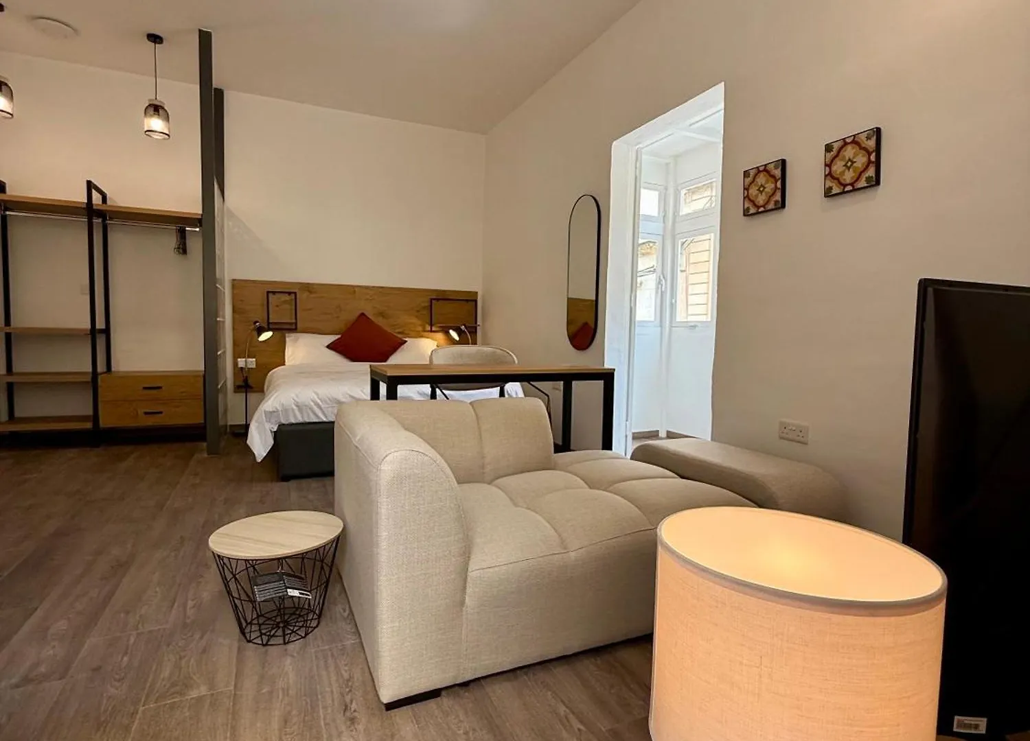 Hostal People & Places Sliema Malta