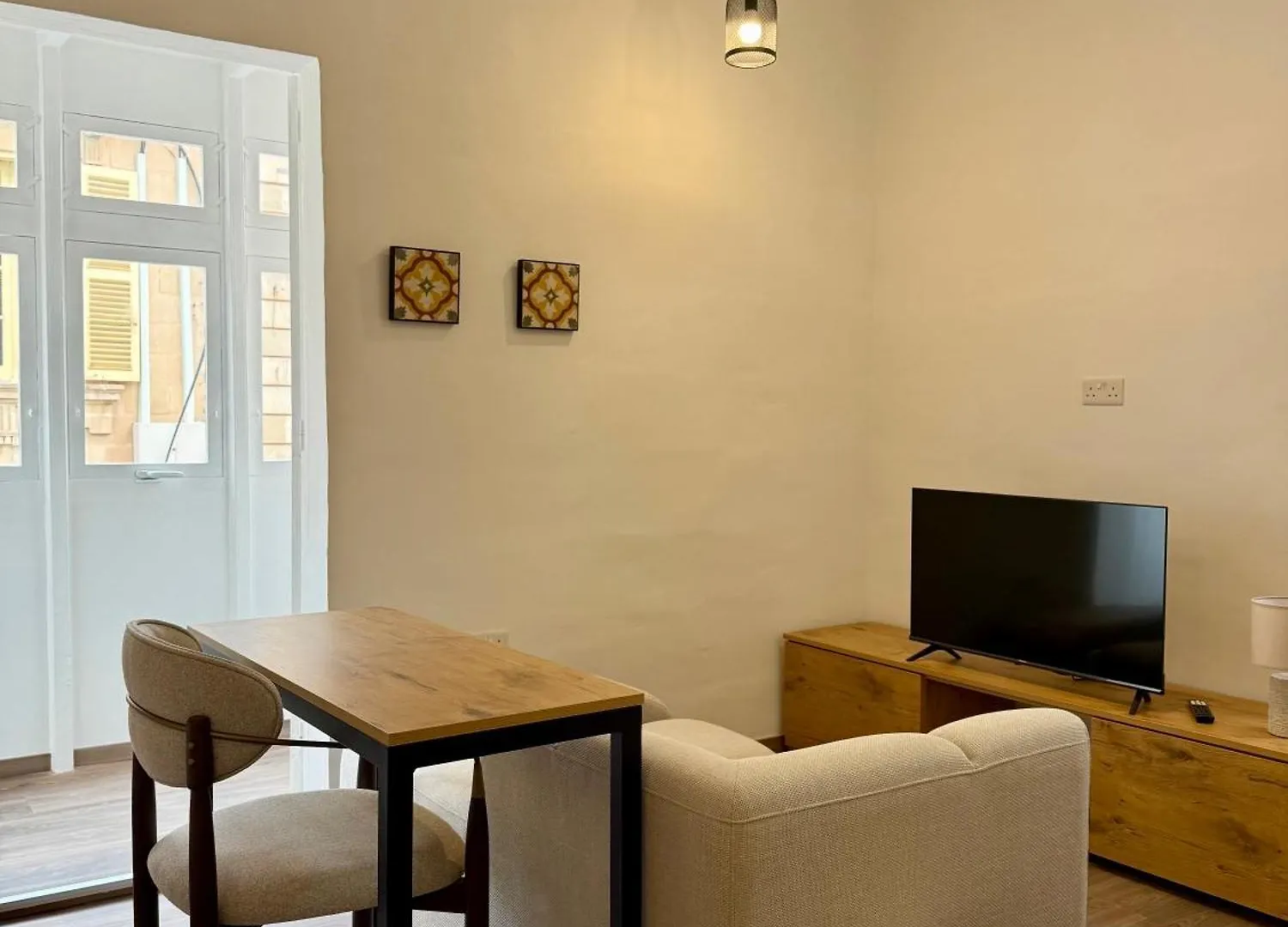 Hostal People & Places Sliema Malta