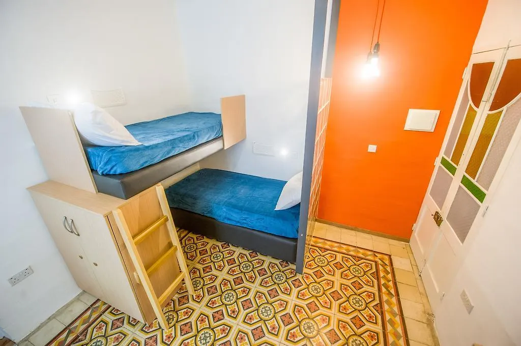 Hostal People & Places Sliema