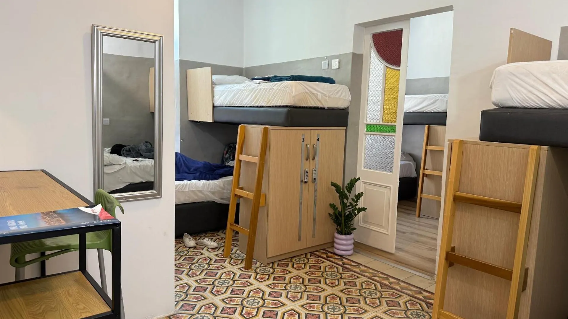 斯利马 94号旅舍旅舍 旅馆