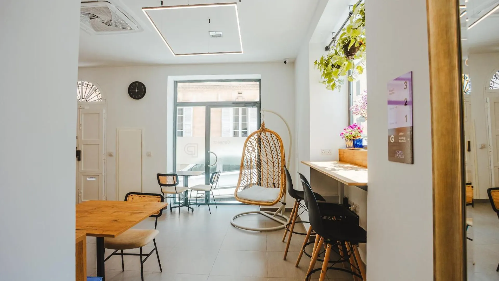 People & Places Sliema Hostel