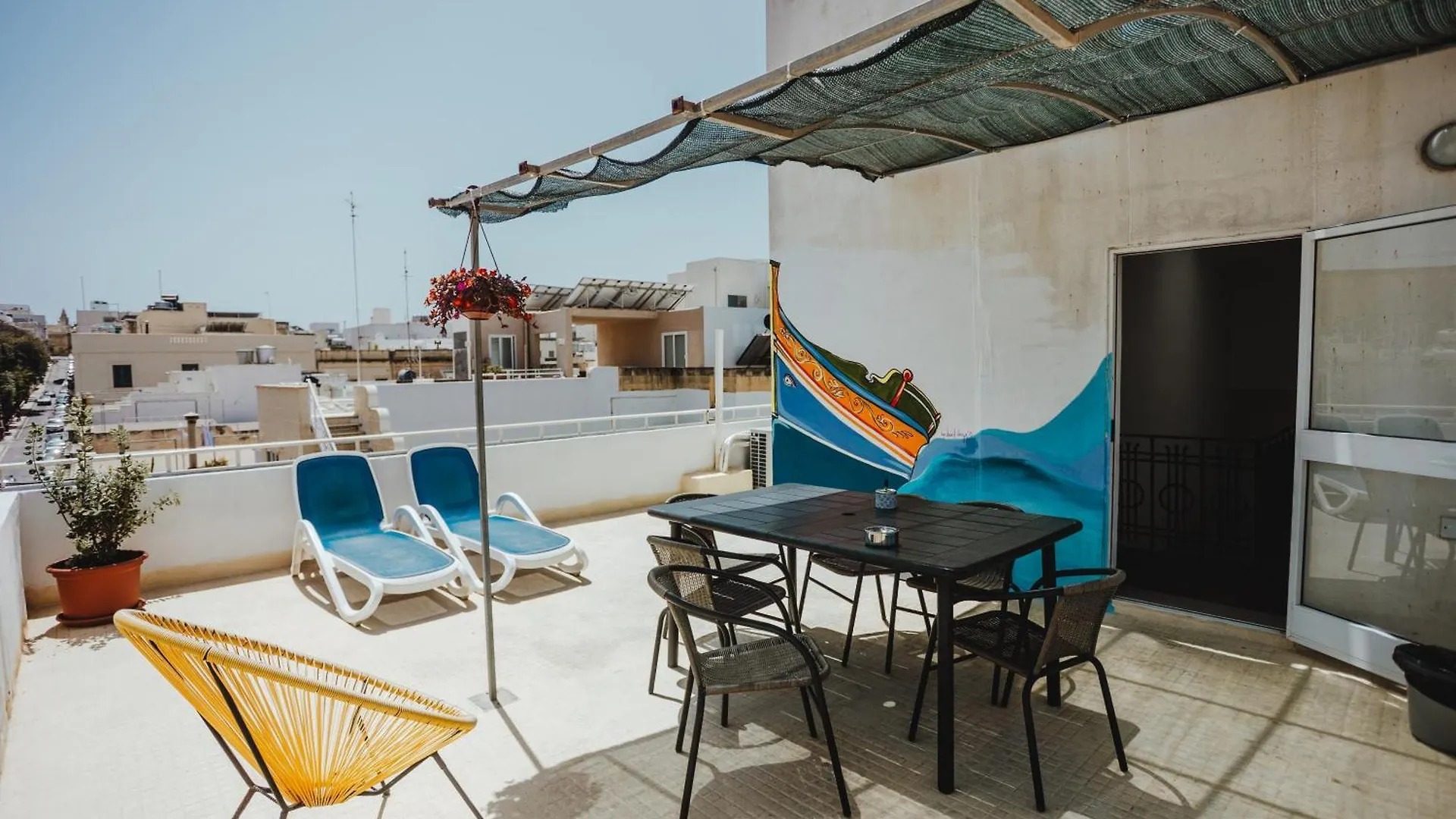 People & Places Sliema