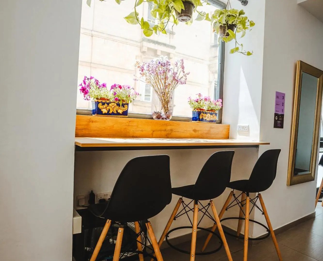 Hostel People & Places Sliema