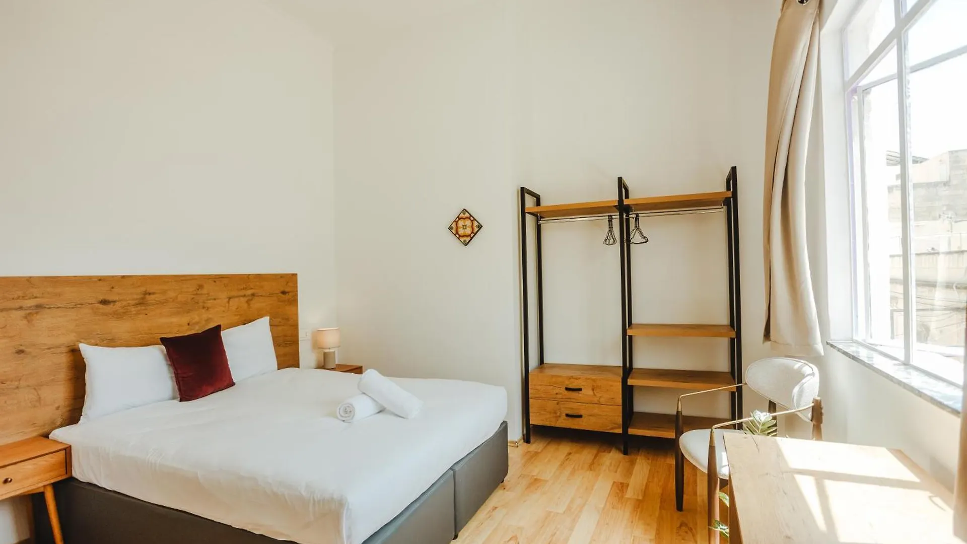 Hostel People & Places Sliema Malta