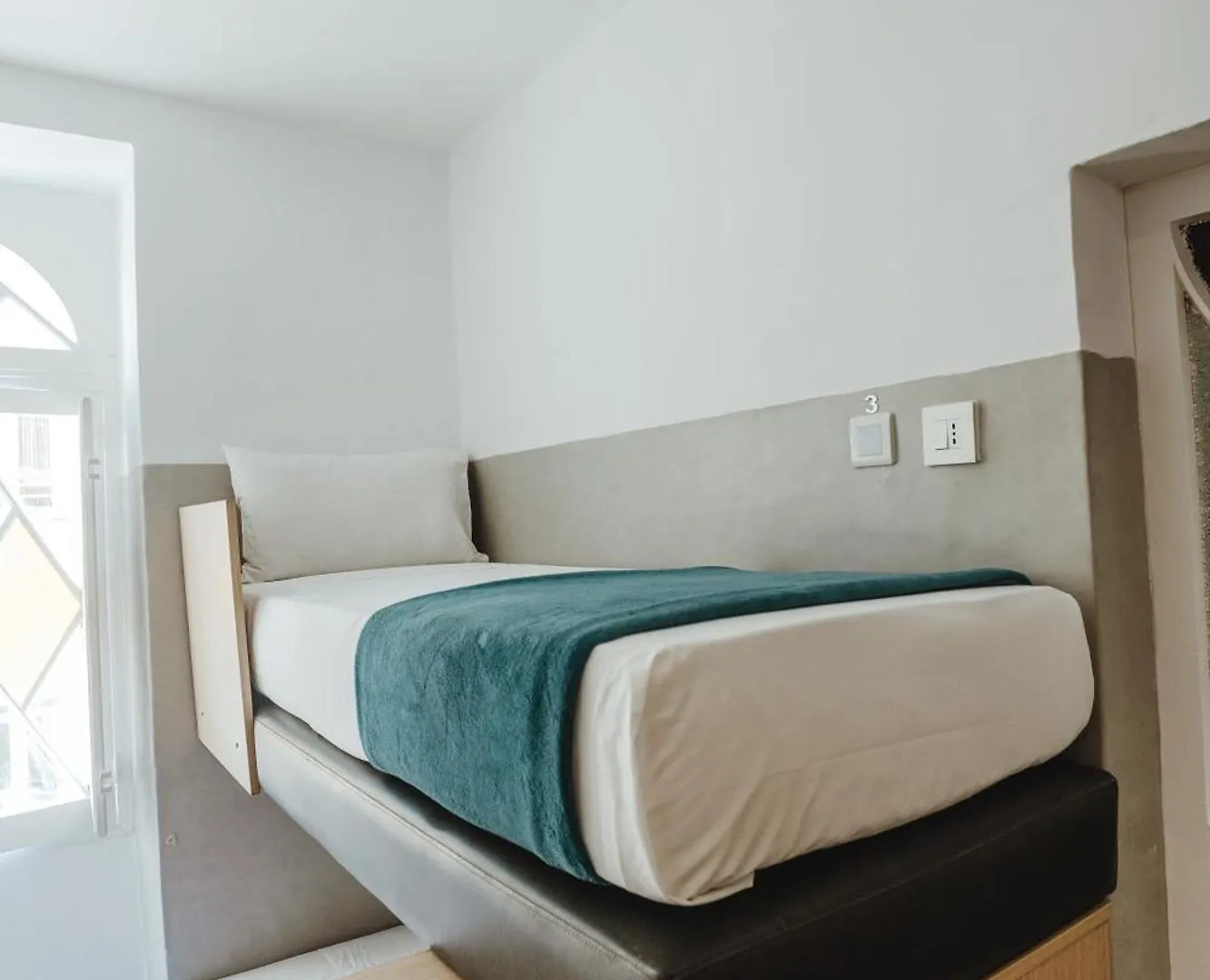 People & Places Sliema Hostel