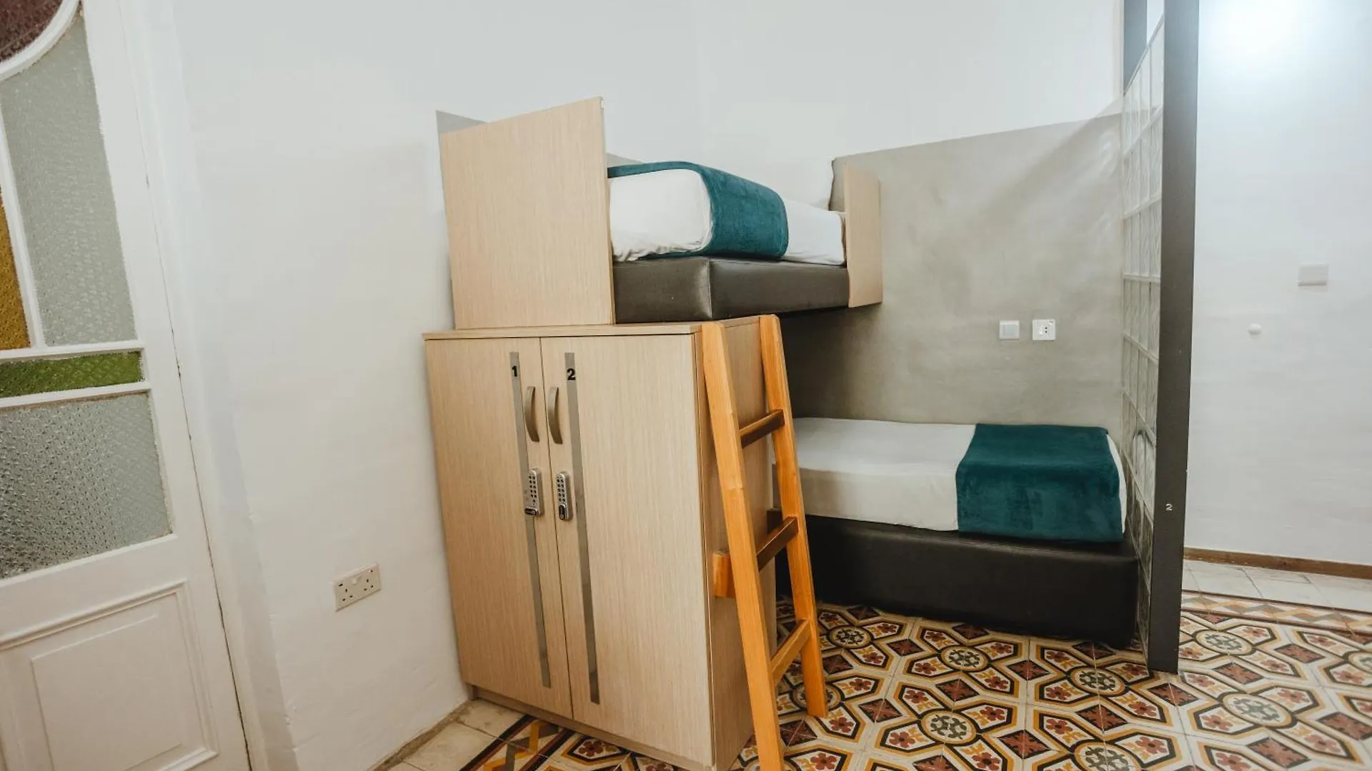 People & Places Sliema Hostel