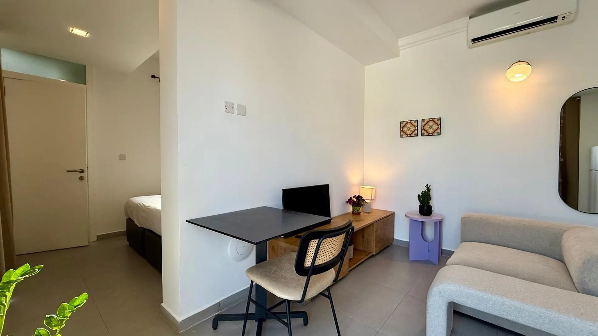 Hostel People & Places Sliema